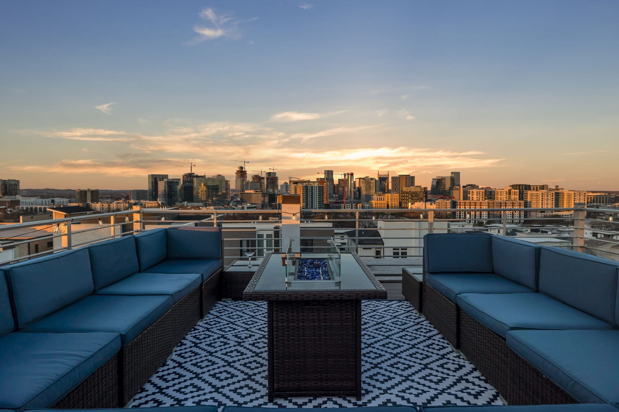 Skyline Social