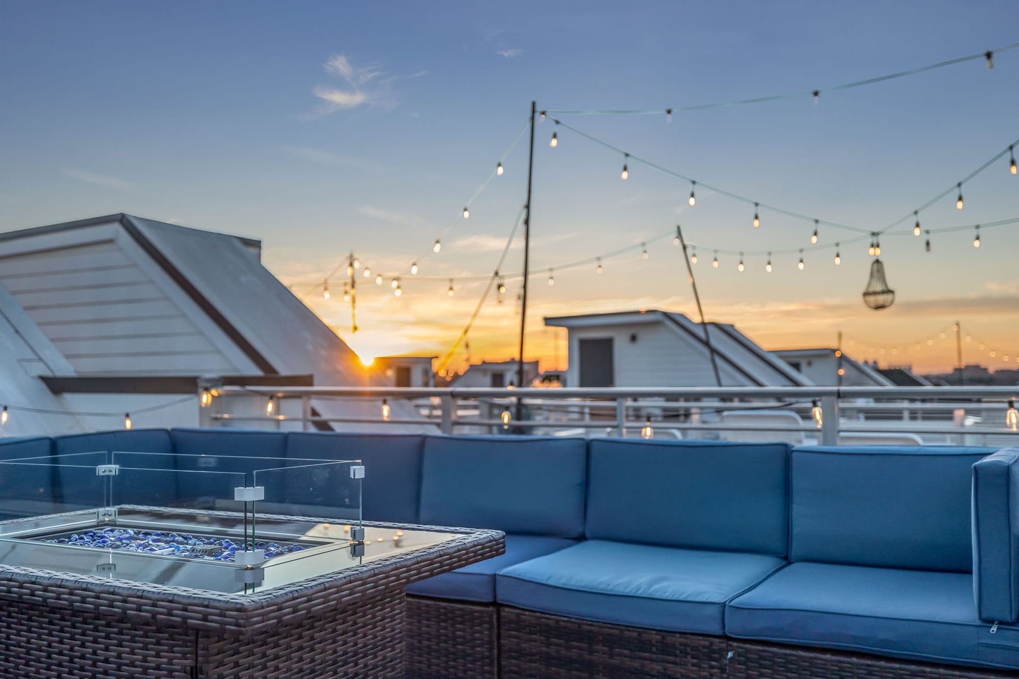Skyline Social