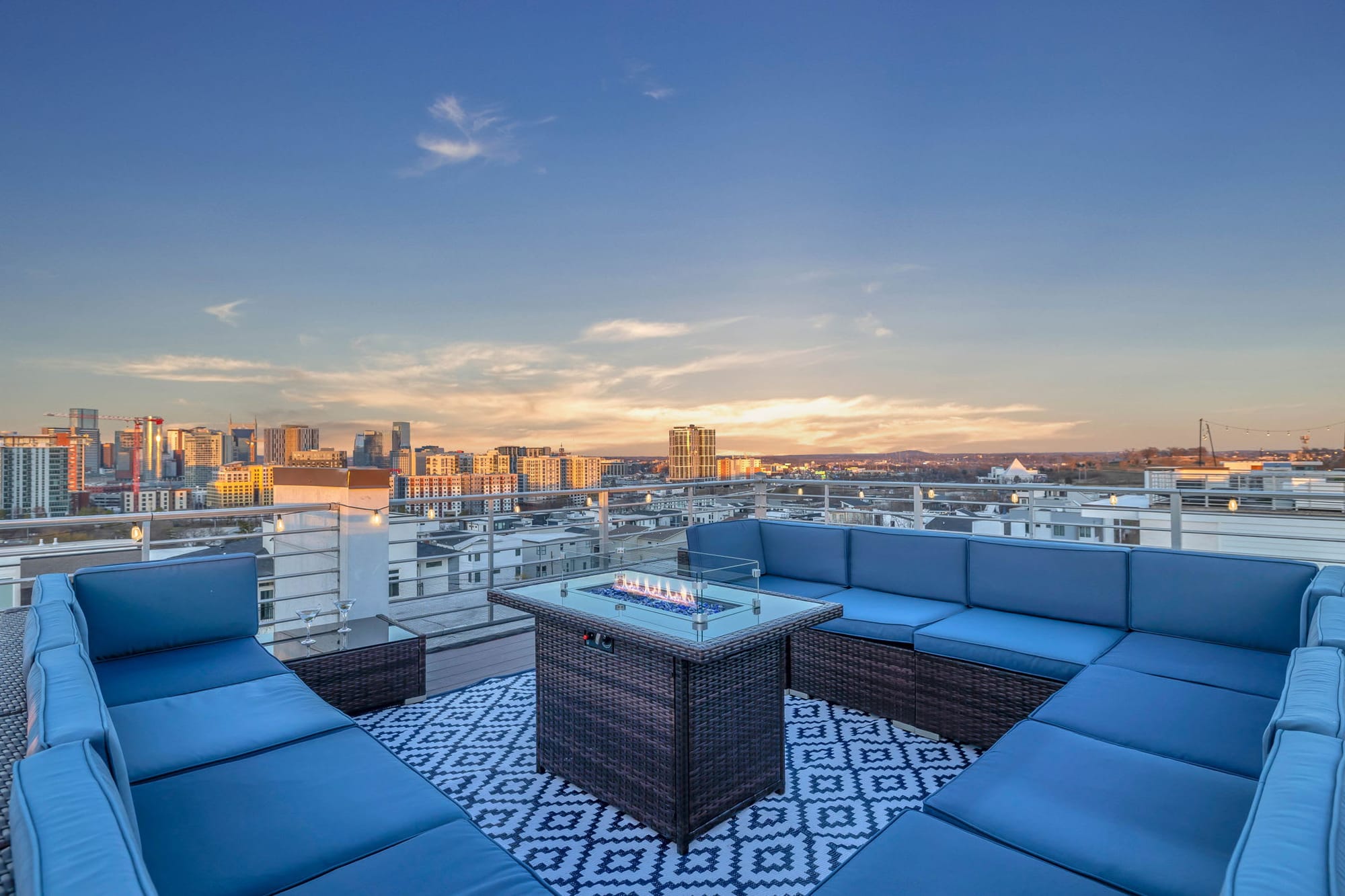 Skyline Social