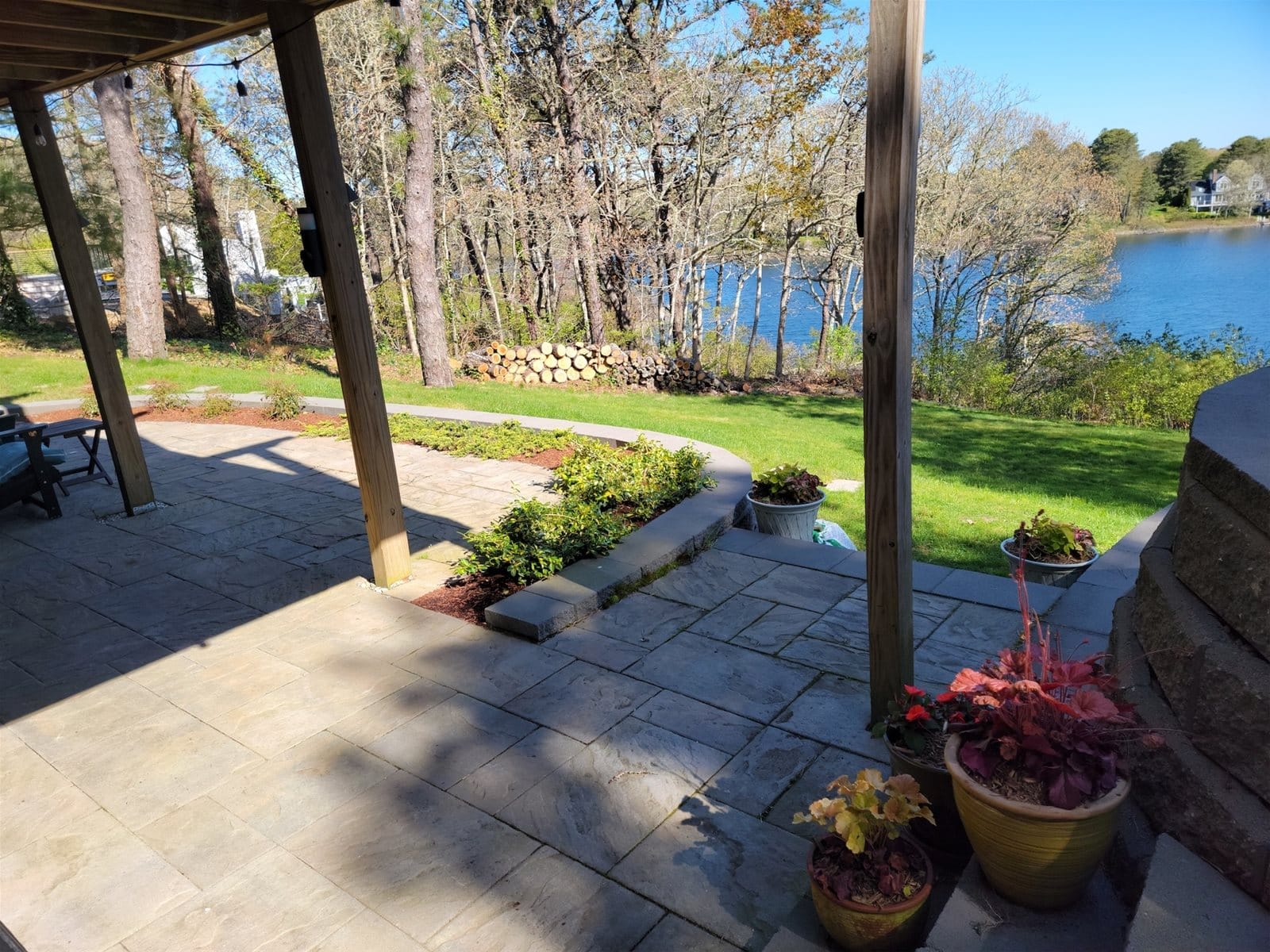 Lovers Lake Escape