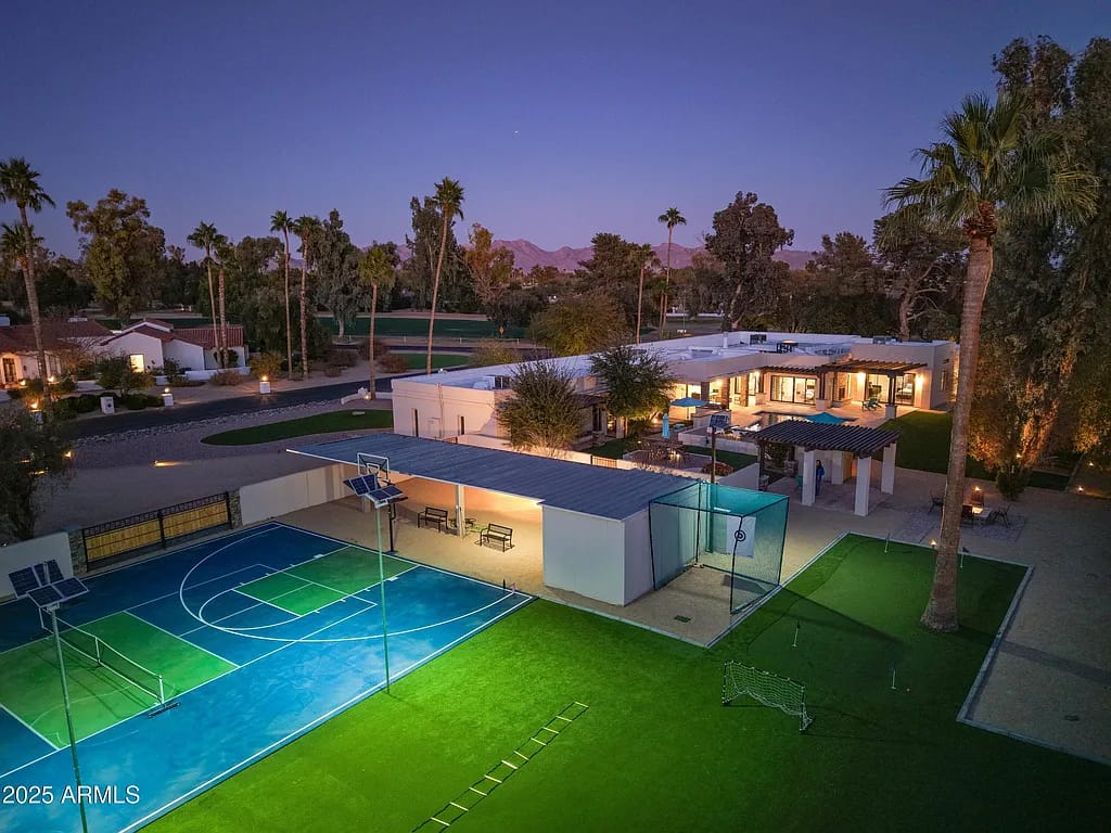 Ensuite Retreat in Scottsdale
