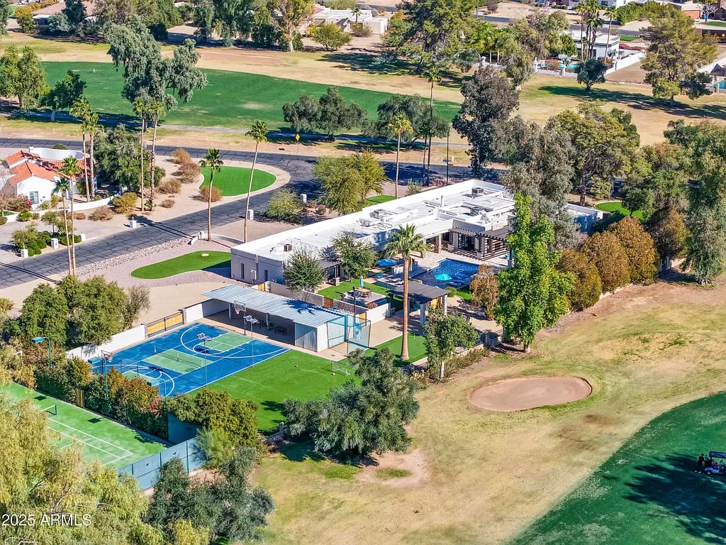 Ensuite Retreat in Scottsdale