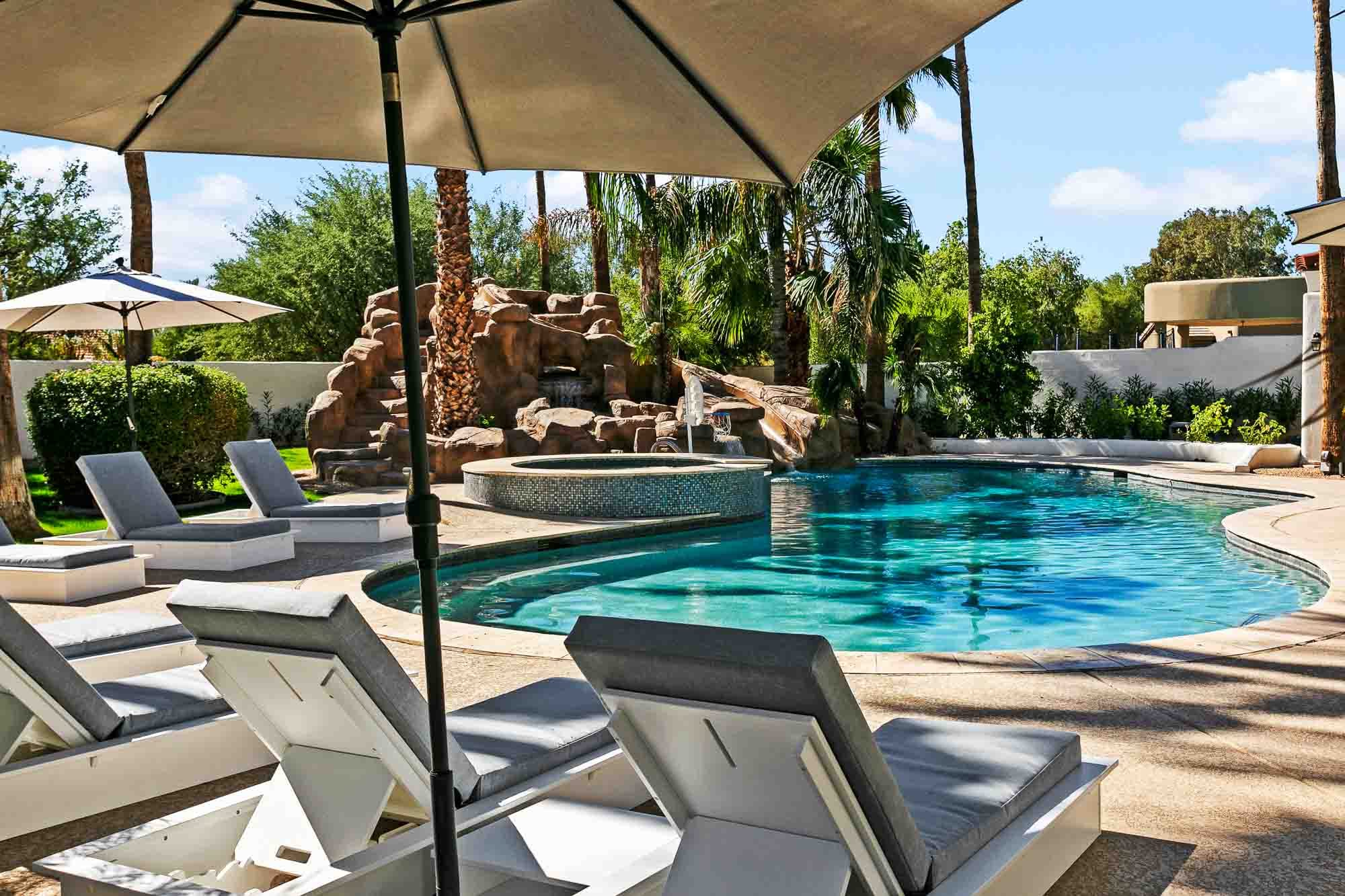 Celebrity Hideaway