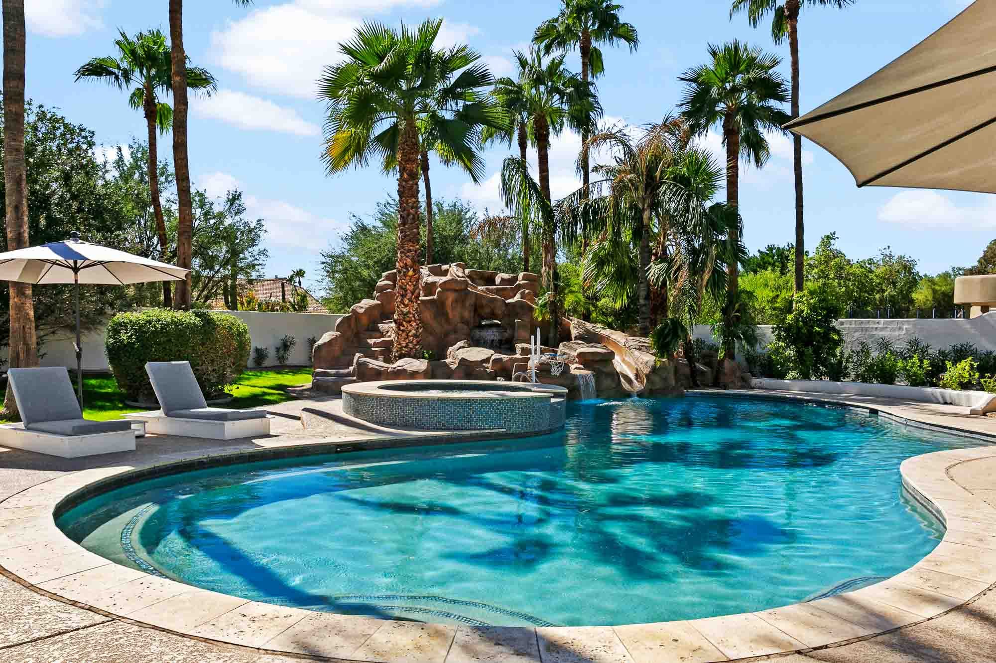 Celebrity Hideaway