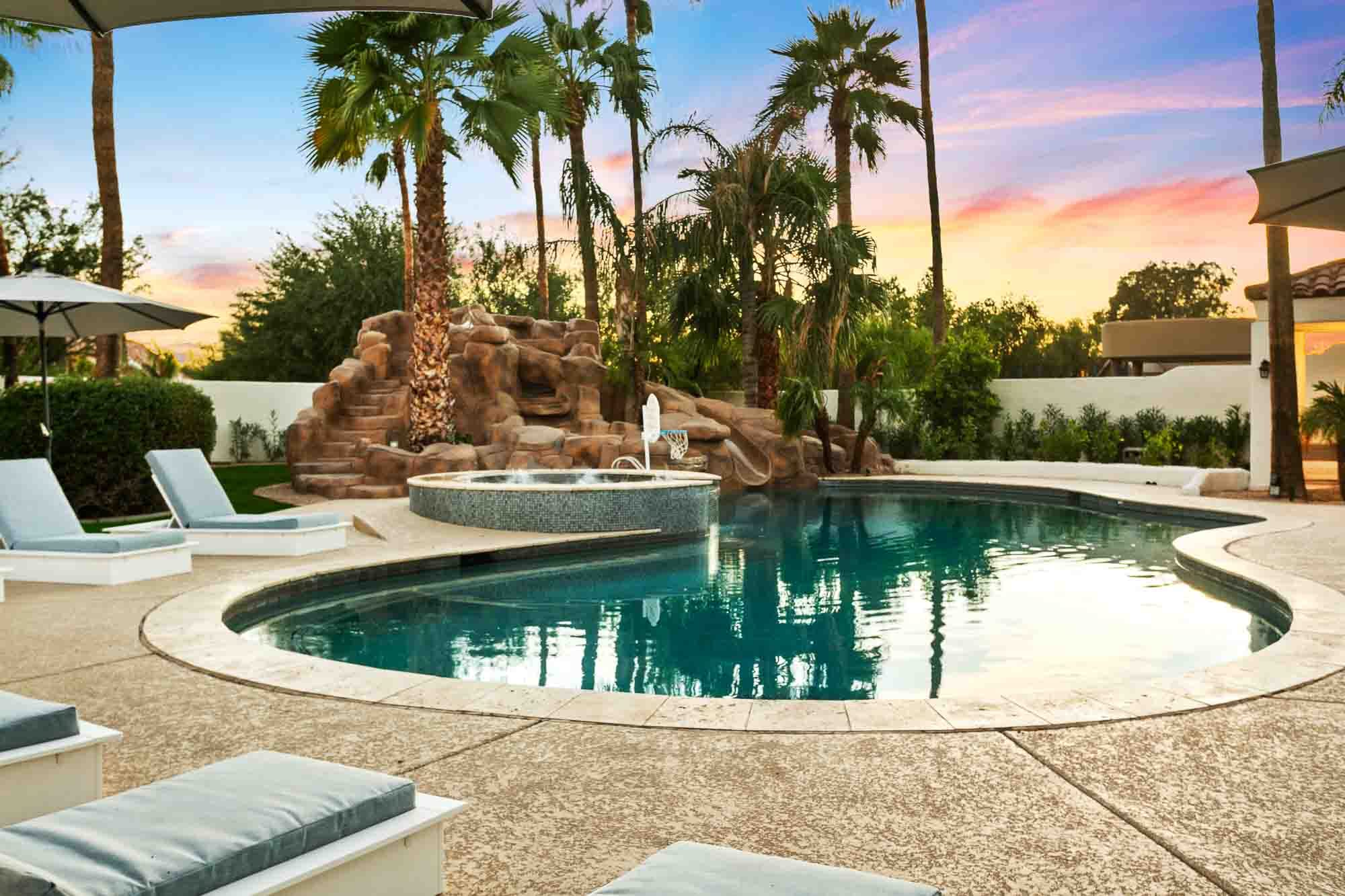Celebrity Hideaway