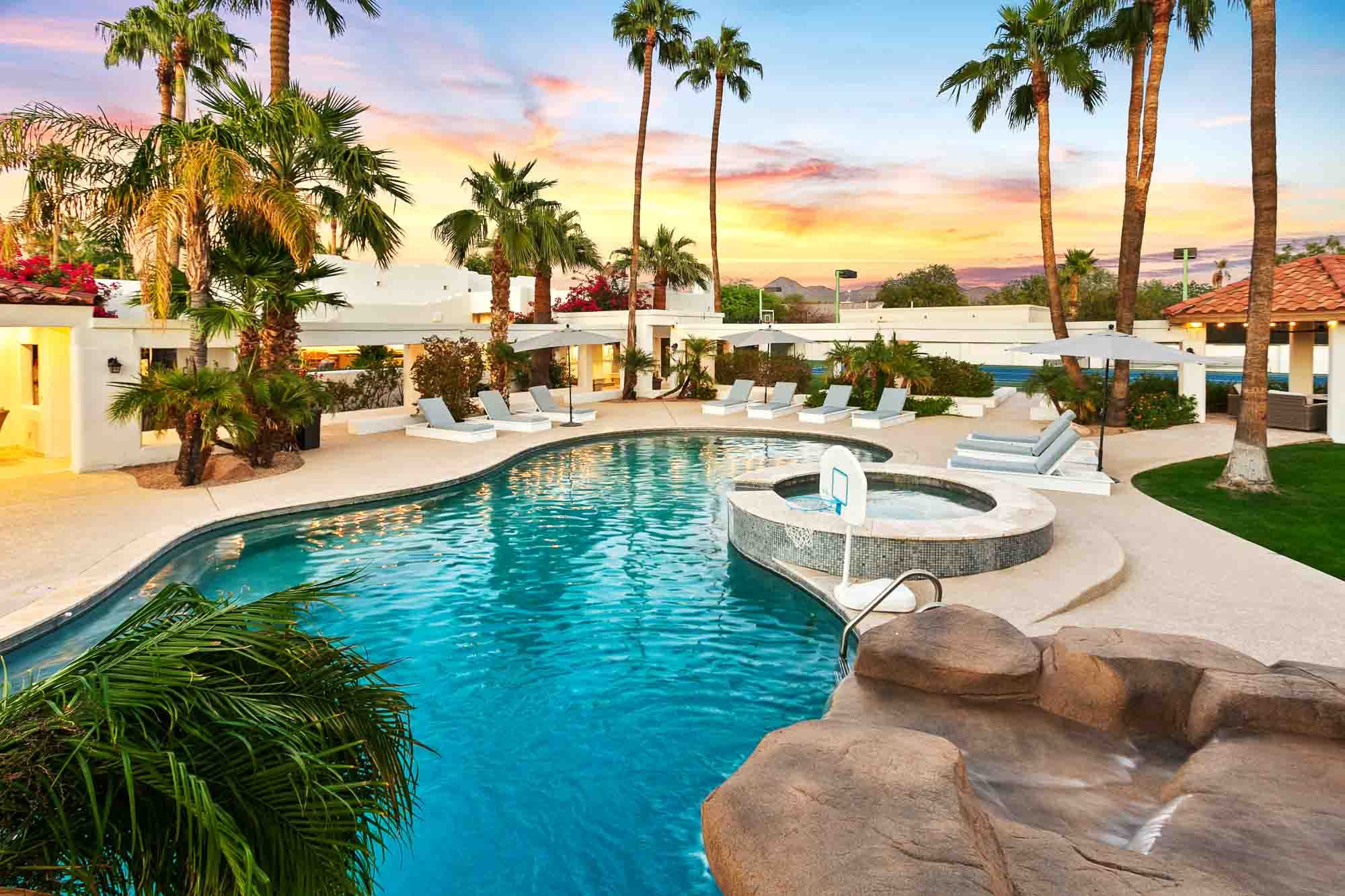 Celebrity Hideaway