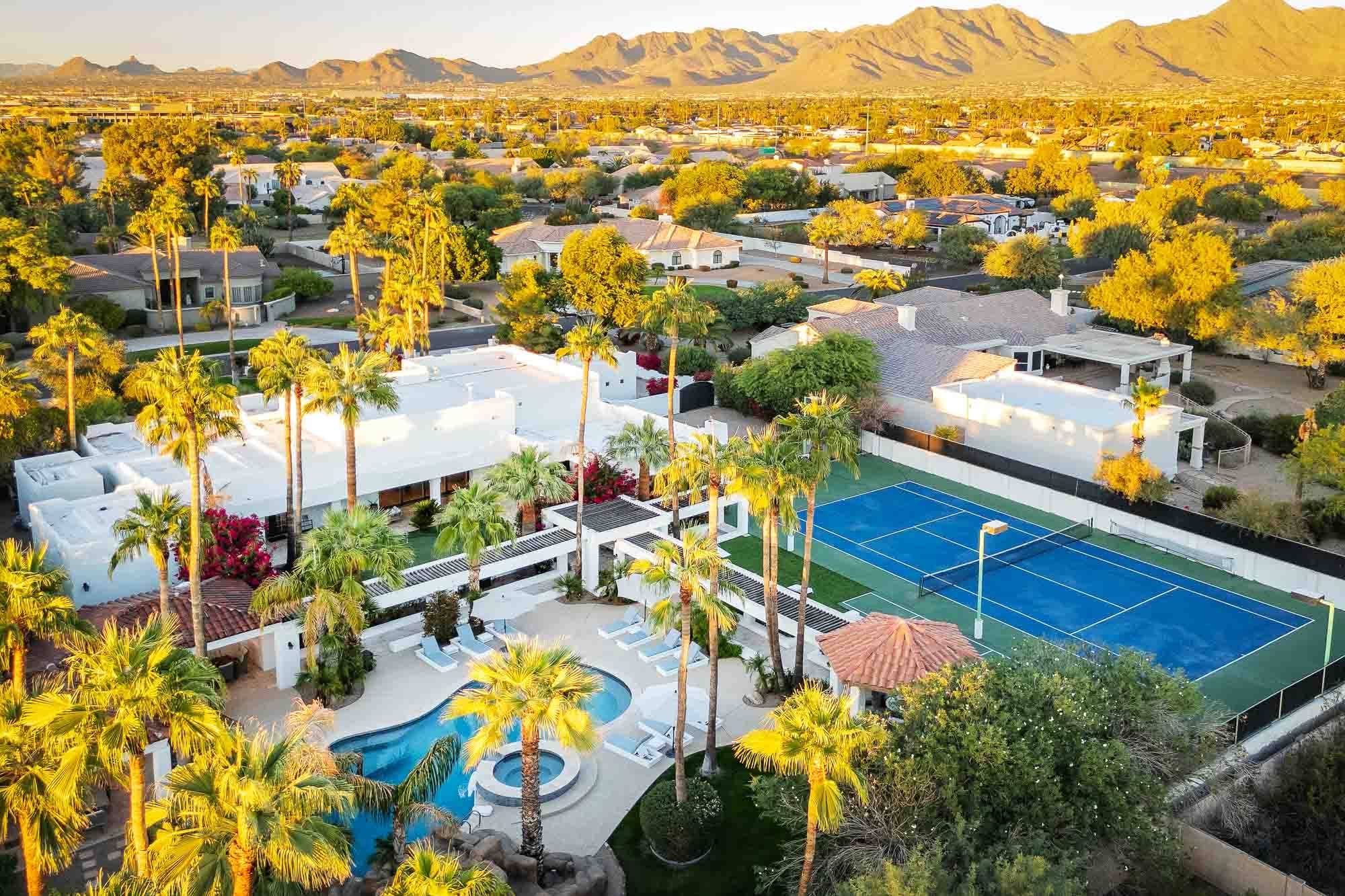 Celebrity Hideaway