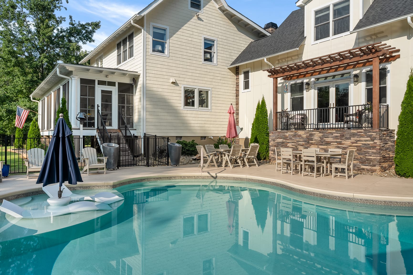 Brookbend Estate in Clemson Lake Keowee And Lake Hartwell