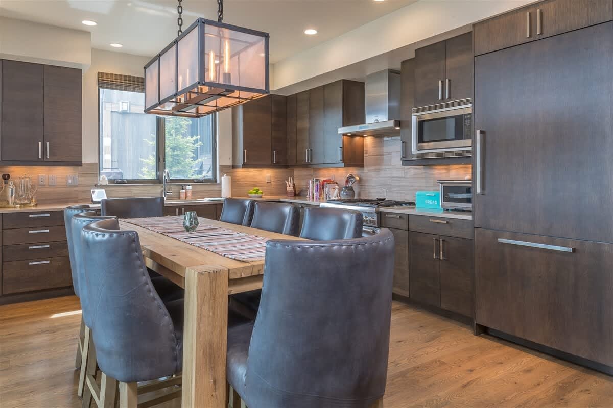 8 Silver Peaks in Big Sky Montana