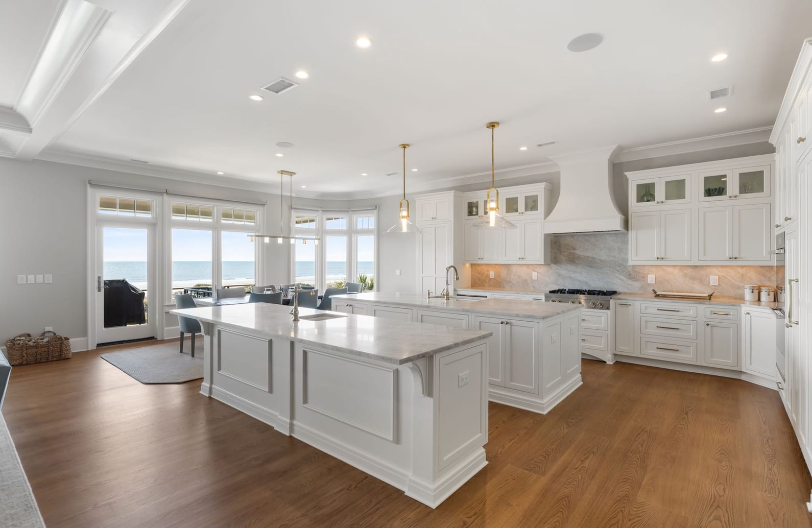 100 Surfsong Road