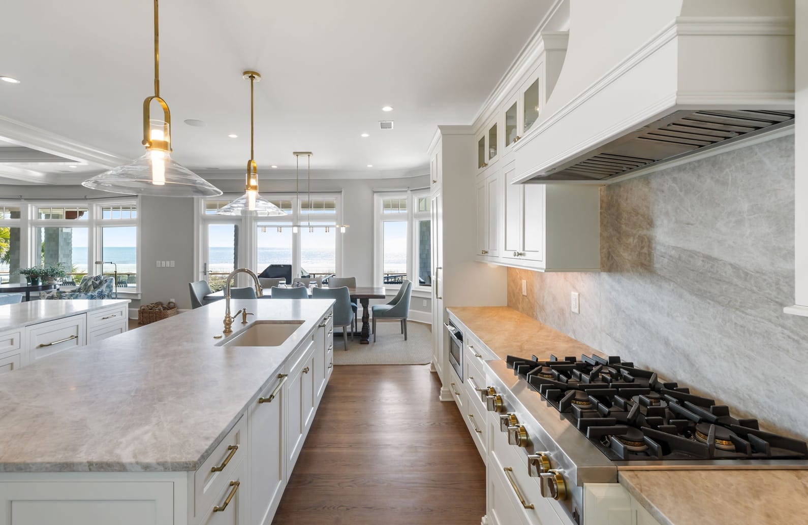 100 Surfsong Road