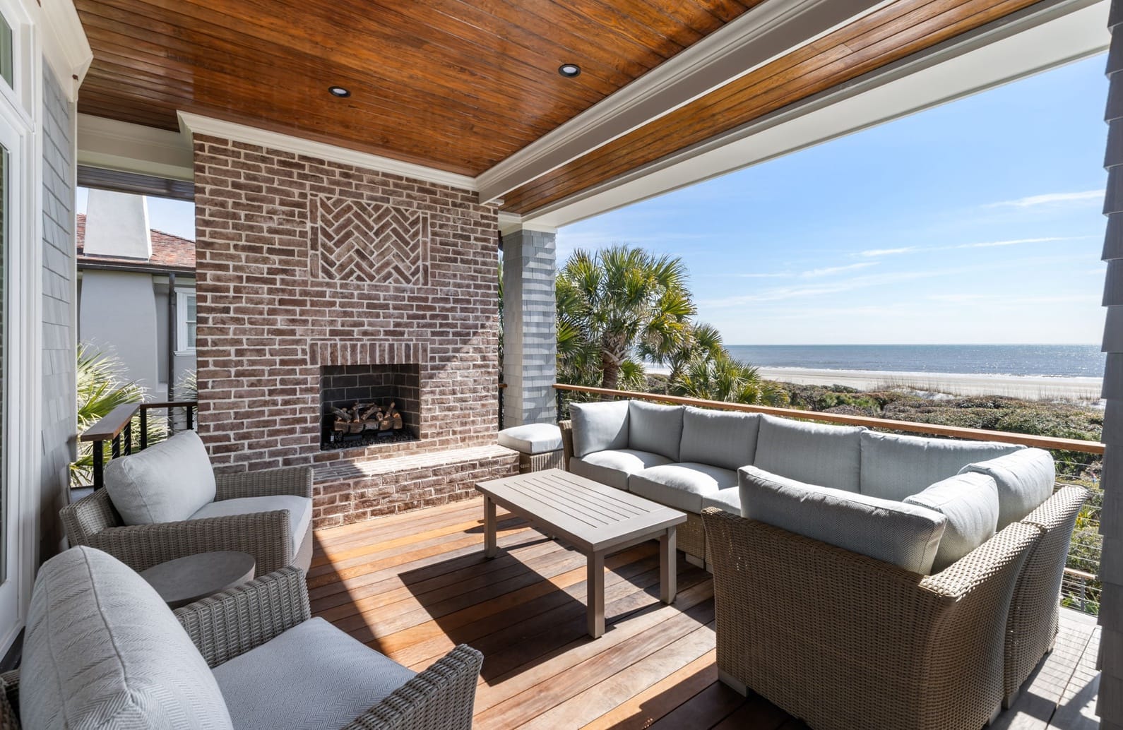 100 Surfsong Road