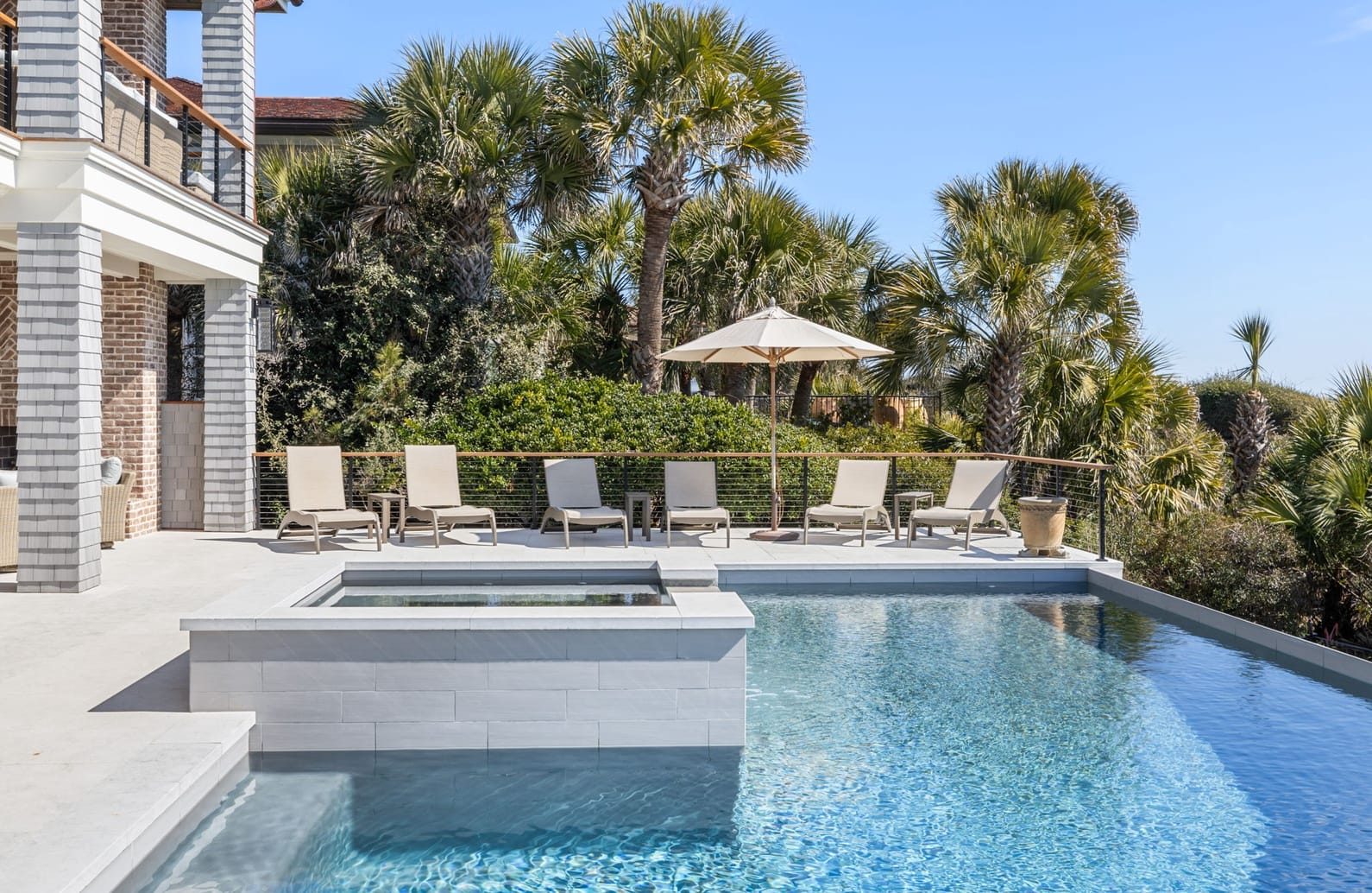 100 Surfsong Road