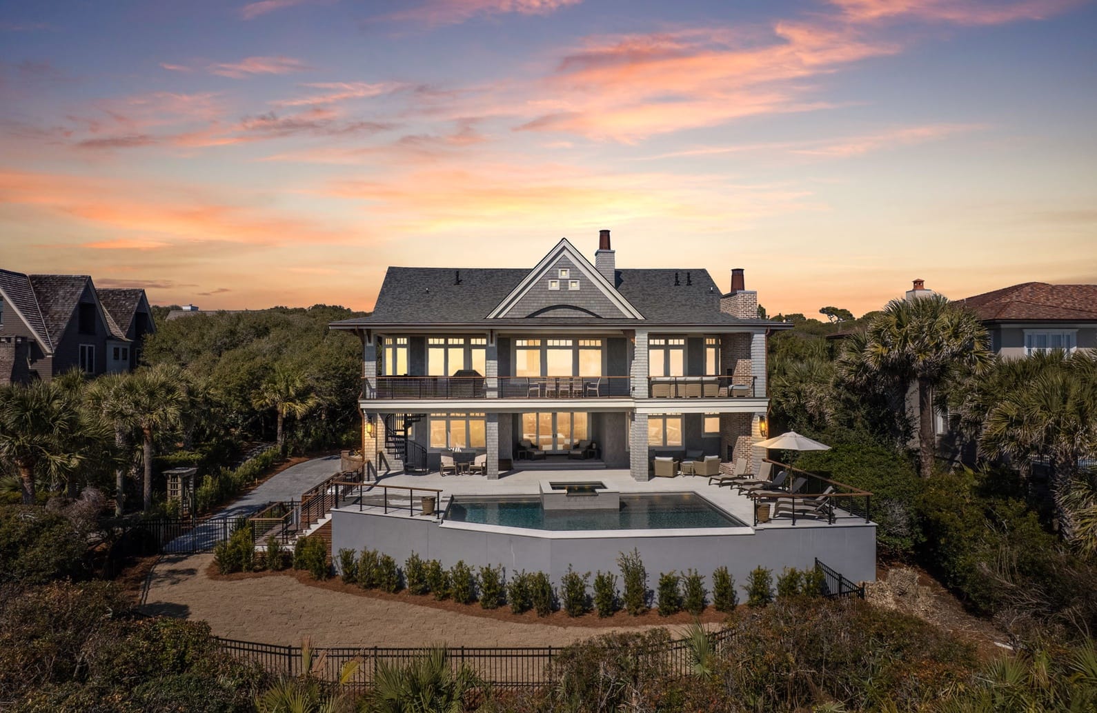 100 Surfsong Road
