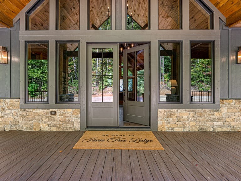 Iron Tree Lodge
