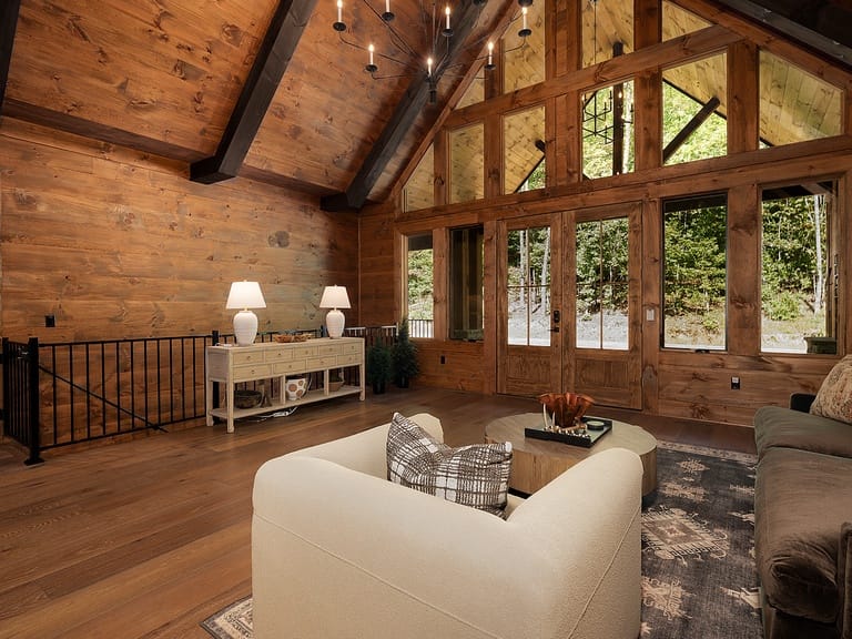 Iron Tree Lodge