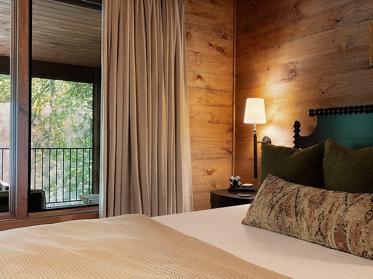 Iron Tree Lodge