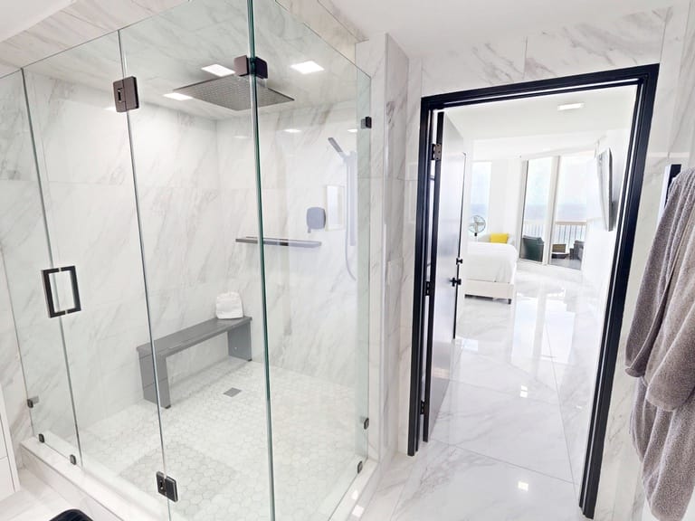 Silver Beach 1605e