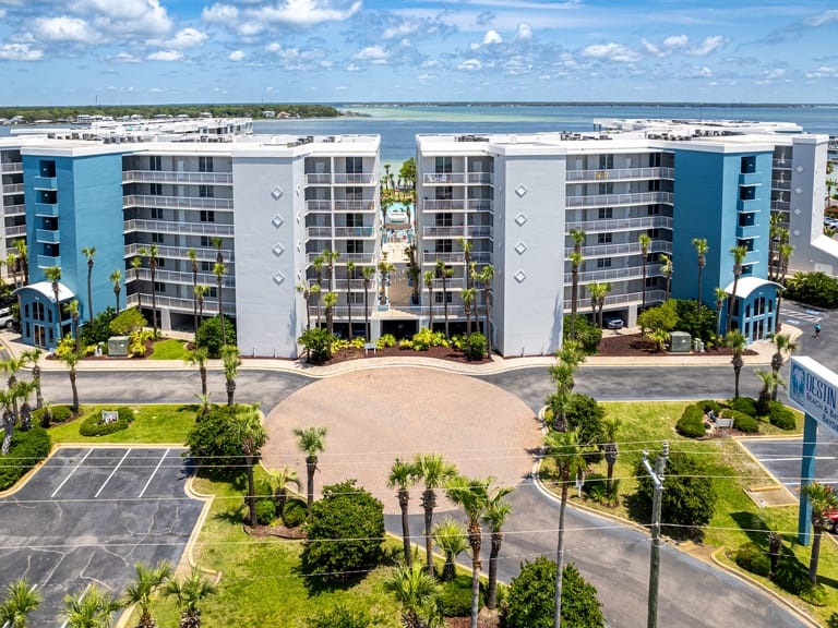 Destin West Bayside Osprey