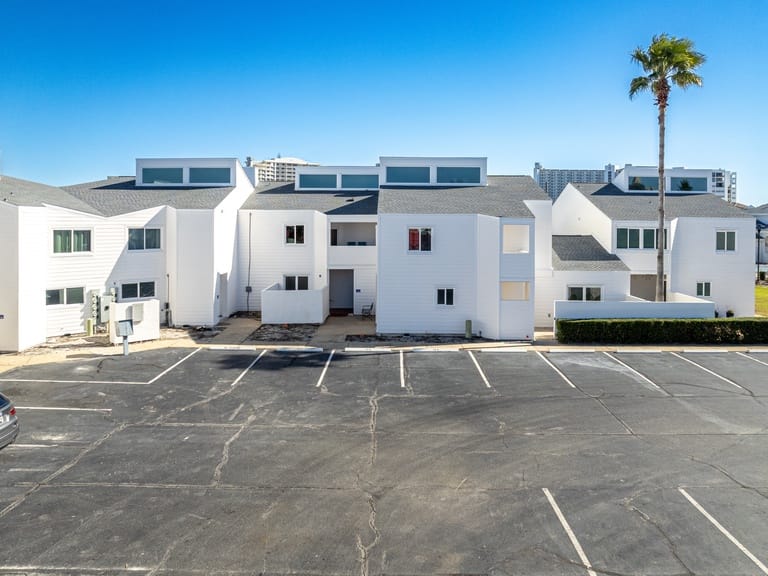 Shoreline Towers 2114