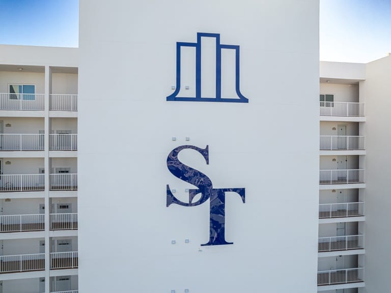 Shoreline Towers 2114