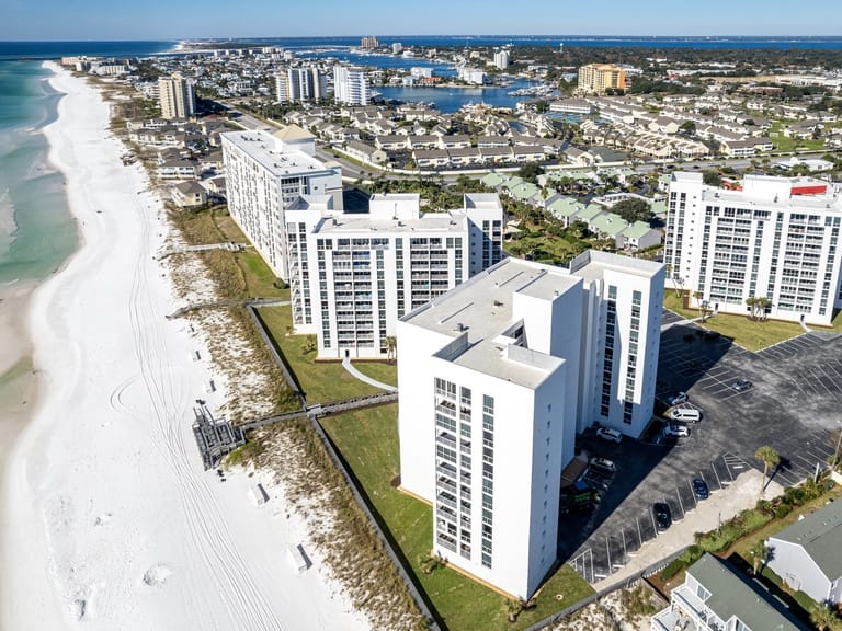 Shoreline Towers 2114