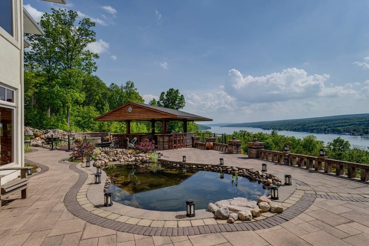 The Villa On Esperanza in Finger Lakes