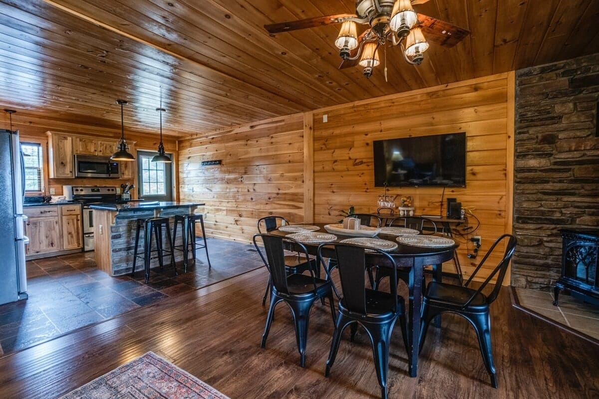 Chateau Cabin