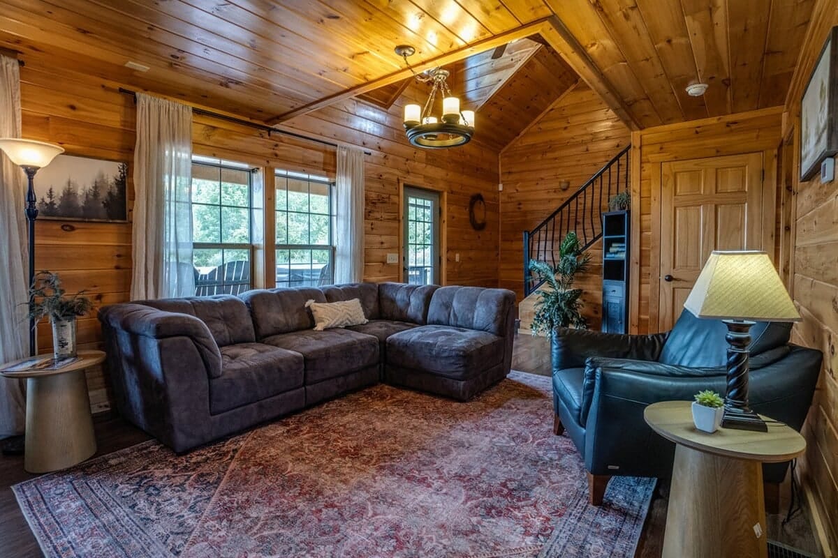 Chateau Cabin