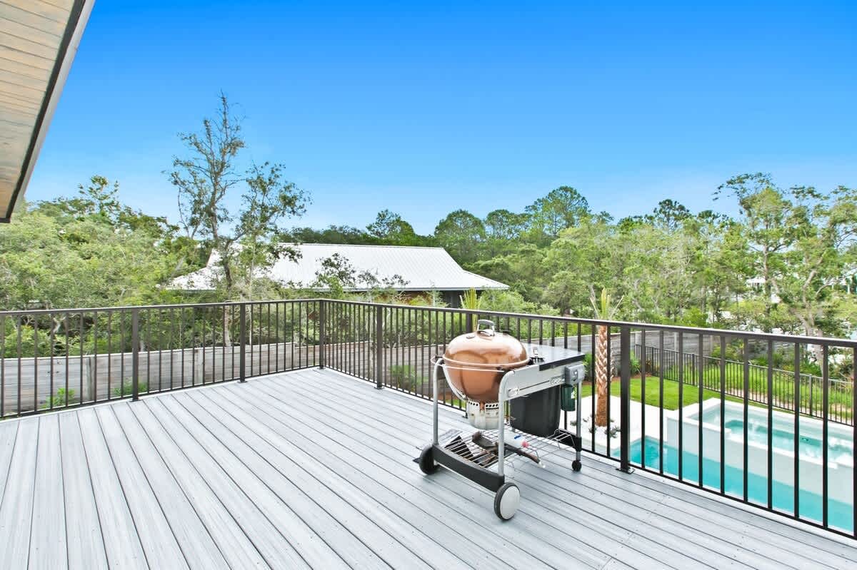 169 Lakeview Drive