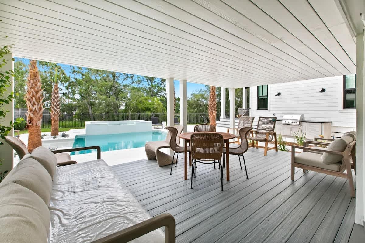 169 Lakeview Drive