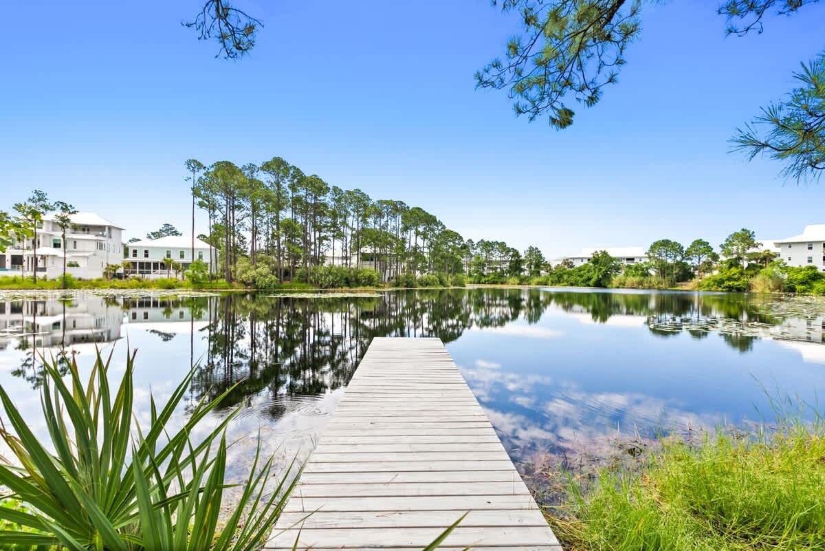 169 Lakeview Drive