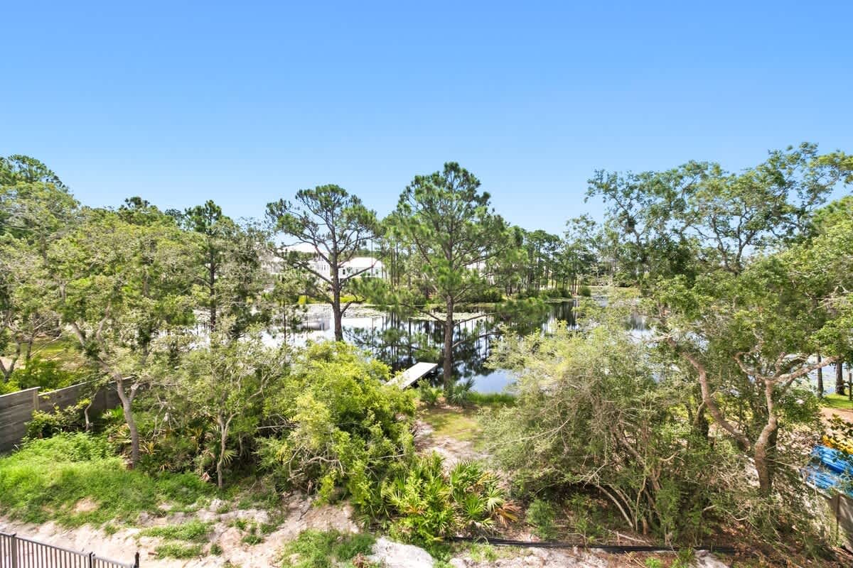 169 Lakeview Drive