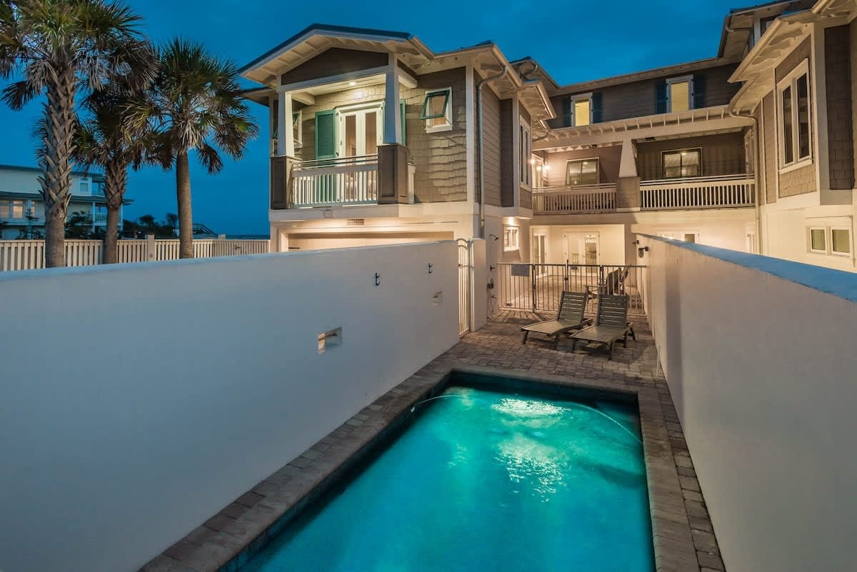 Pelican Paradise in South Walton Florida