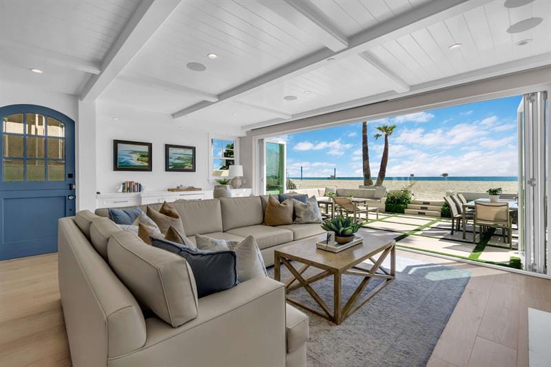 5305 Seashore Drive