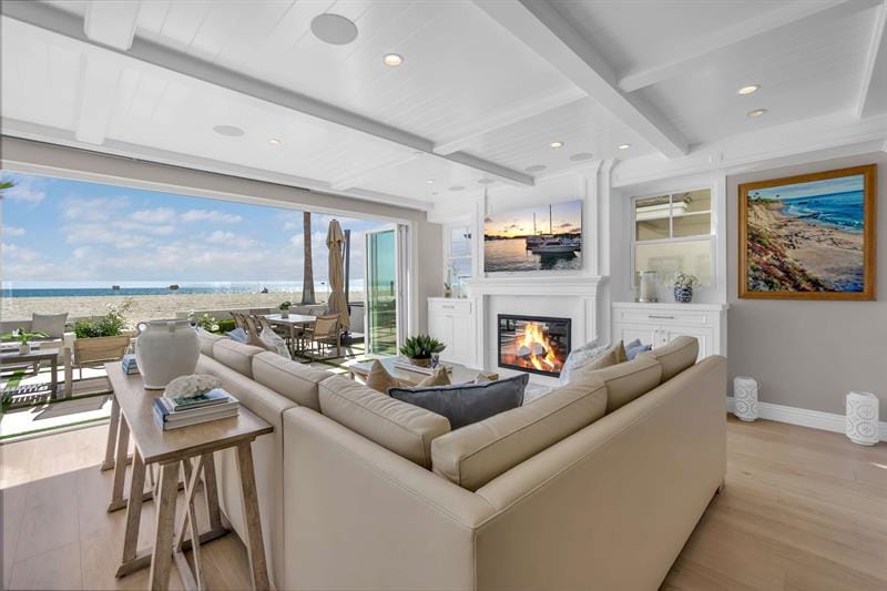 5305 Seashore Drive