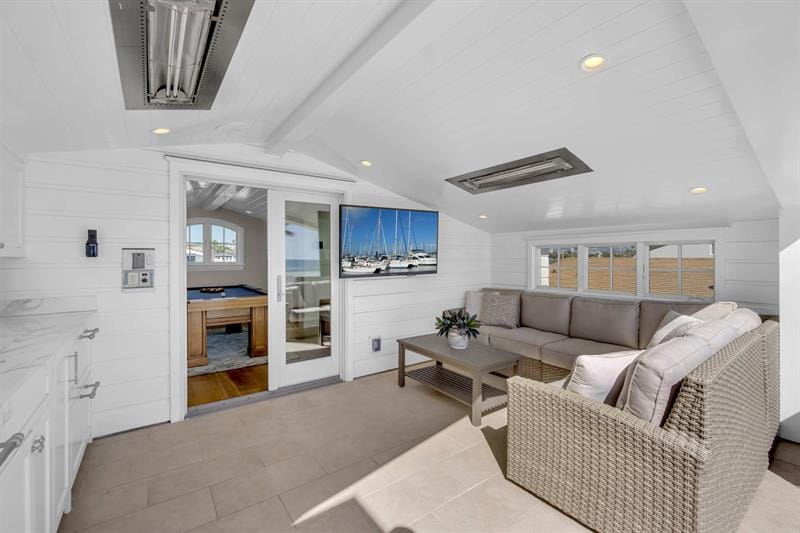 5305 Seashore Drive