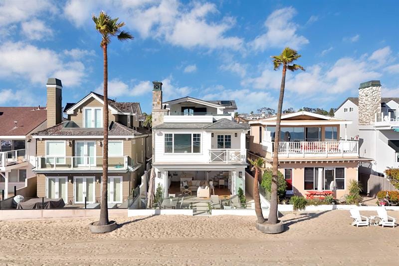 5305 Seashore Drive